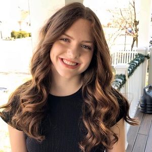 Meet your Posher, Melanie